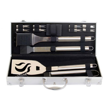 Cuisinart Deluxe BBQ Tool Set